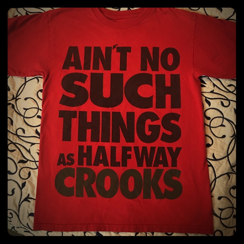 Young men’s tee shirt